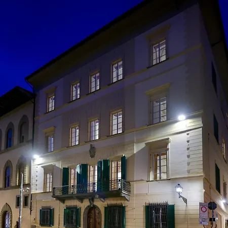 Duca Marco-la Dimora Degli Affreschi Florence